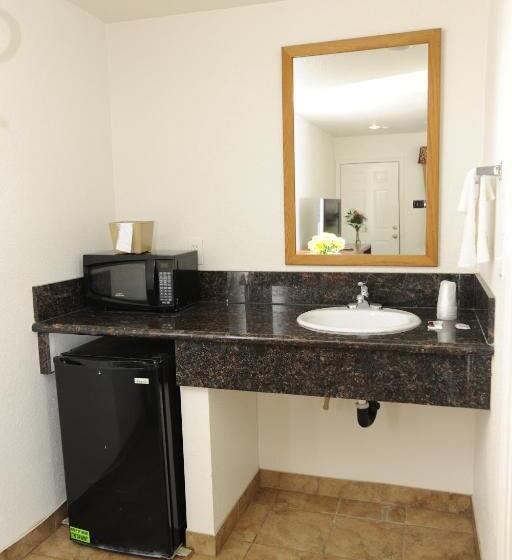 חדר סטנדרט שתי מיטות זוגיות, Victoria Motel