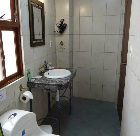 اتاق استاندارد, Hostal Bivouac