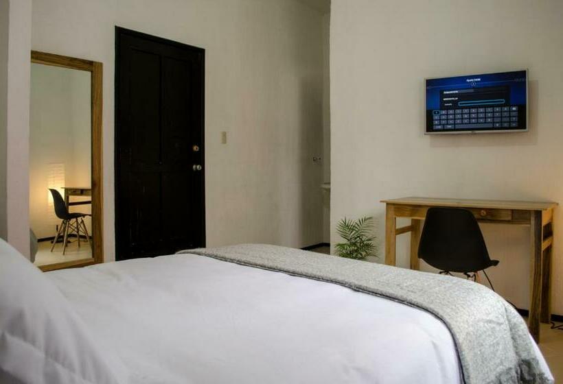 스탠다드 룸, Estacion Alameda