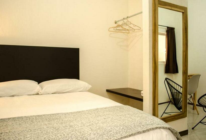 수피리어 룸, Estacion Alameda