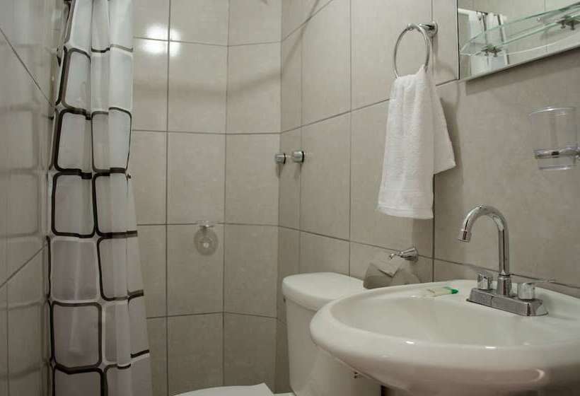 디럭스 룸, Estacion Alameda