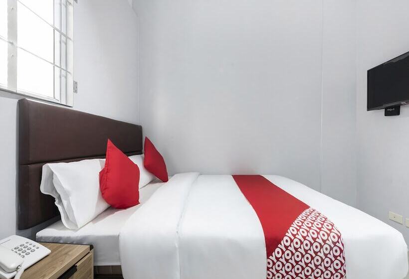 Pokój Deluxe, Finex