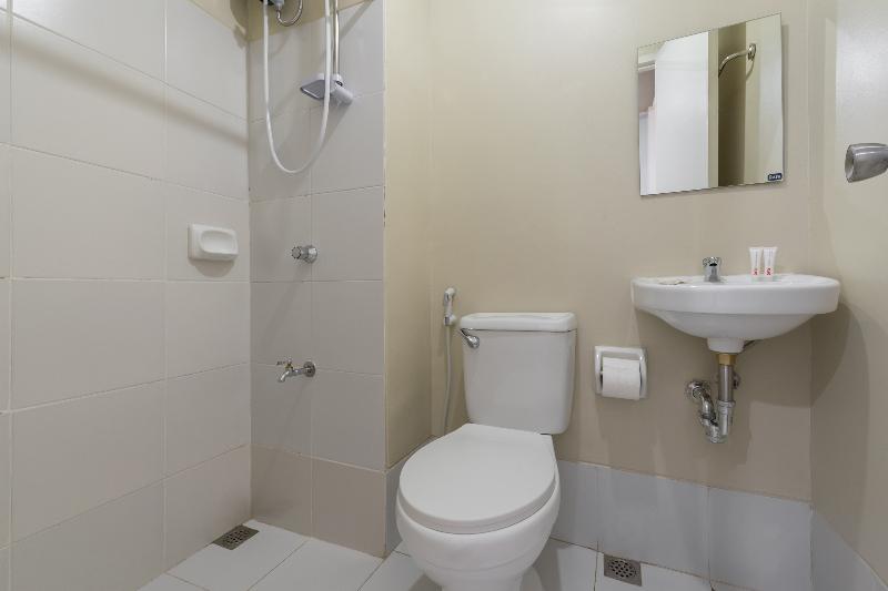 Pokój Ekonomiczny, Finex