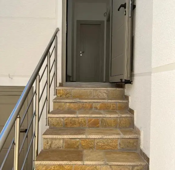 اتاق لوکس با بالکن و چشم‌انداز دریا, Koks’ Guesthouse