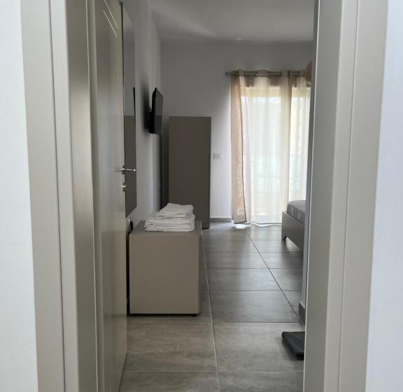 オーシャンビューデラックスルームバルコニー付き, Koks’ Guesthouse