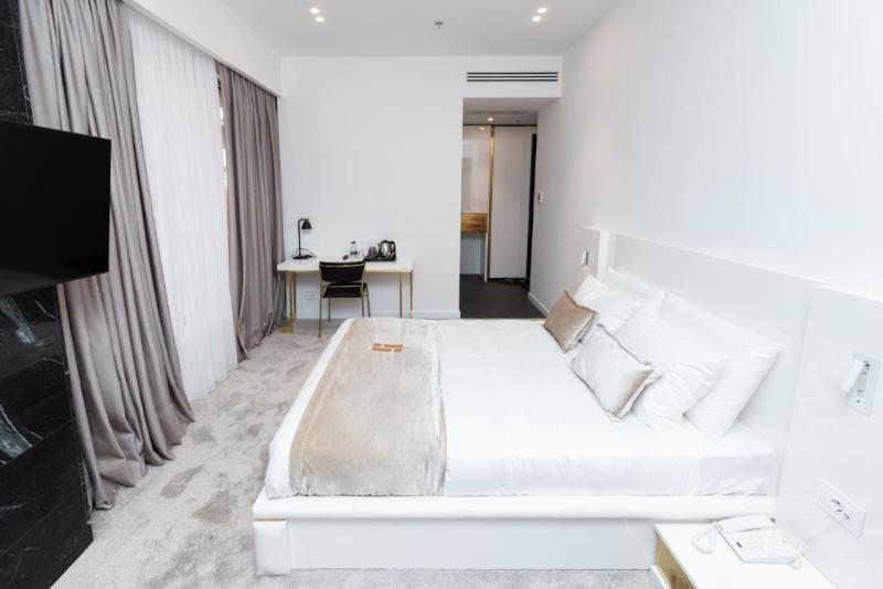 غرفة ديلوكس, Theatro City Center