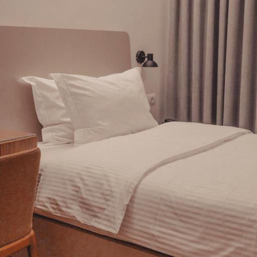 غرفة قياسية فردية, Theatro City Center