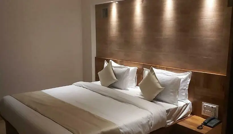 デラックスルーム, Leela Vilas Pushkar  A Boutique