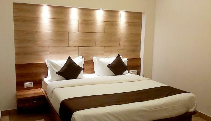 Номер Deluxe, Leela Vilas Pushkar  A Boutique