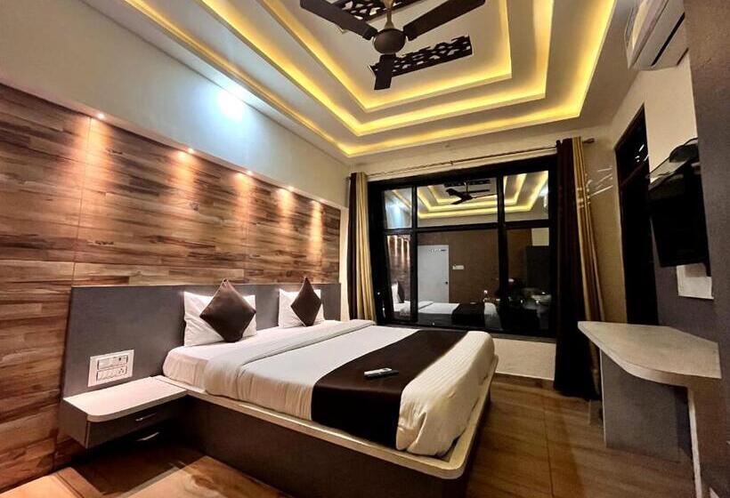 Номер Deluxe, Leela Vilas Pushkar  A Boutique