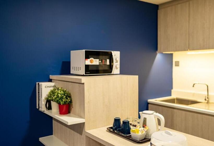 اتاق خانوادگی, Z Zpaze