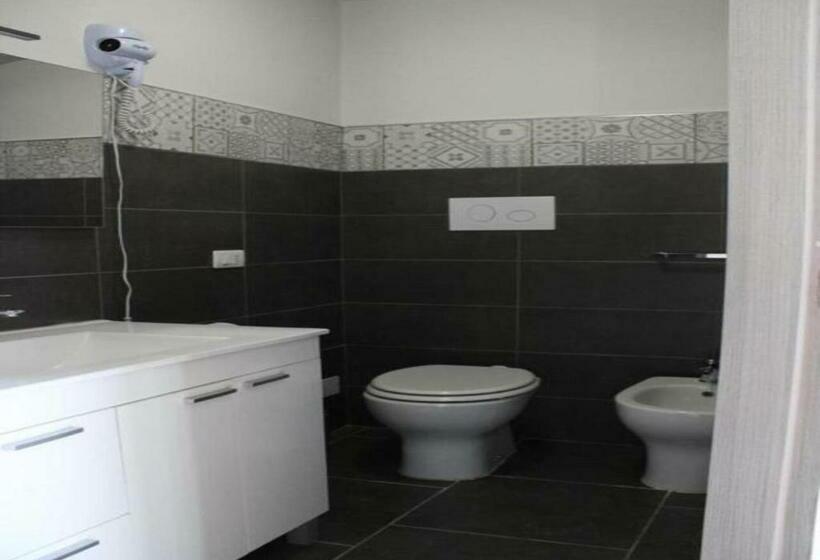 غرفة قياسية, La Corte Di Sofia