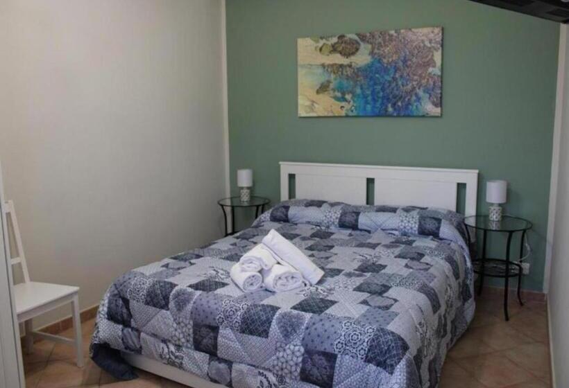 غرفة قياسية, La Corte Di Sofia