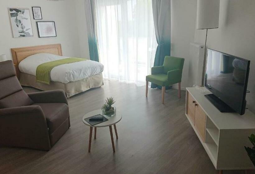 شقة غرفة واحدة, Domitys   Le Château De La Pilule