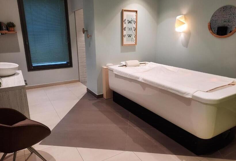 شقة غرفة واحدة, Domitys   Le Château De La Pilule