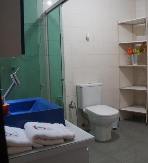 Трехместный Номер Стандарт Вид на Бассейн, Pousada Beirute