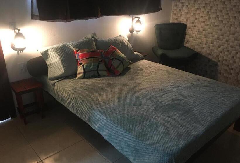 Номер Стандарт Вид на Бассейн, Pousada Beirute