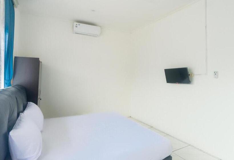 Номер Стандарт, Oyo 3055 Rumah Enin