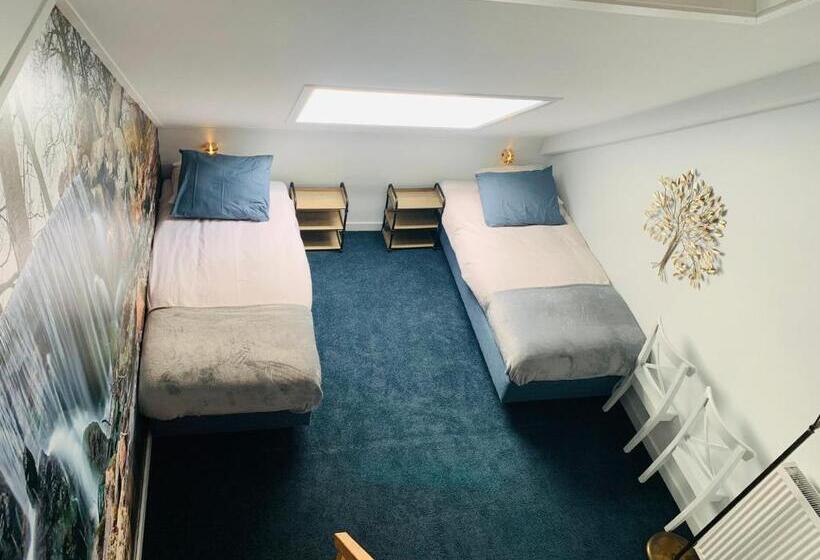 اتاق لوکس, Logement Meijnerswijk Free Parking, Electric Parking, Kitchen,living Room, Free Coffee Machine