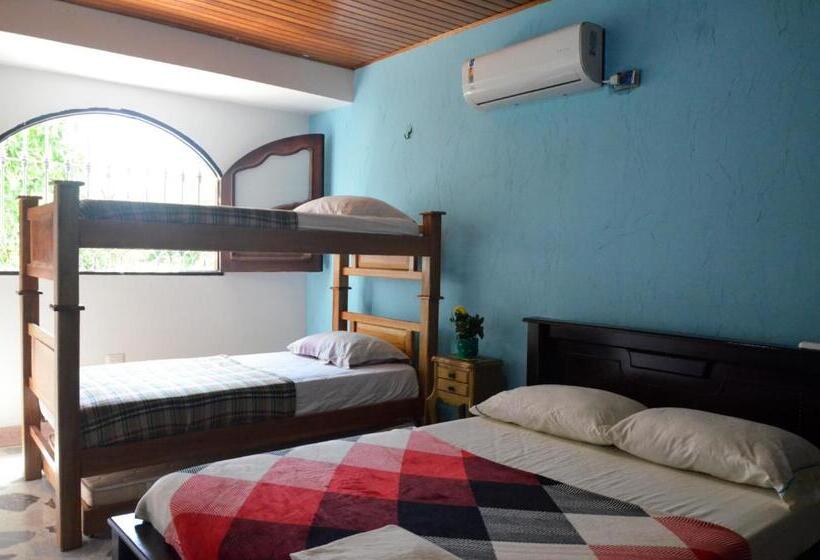 ファミリールーム, Tia Chela Hostel