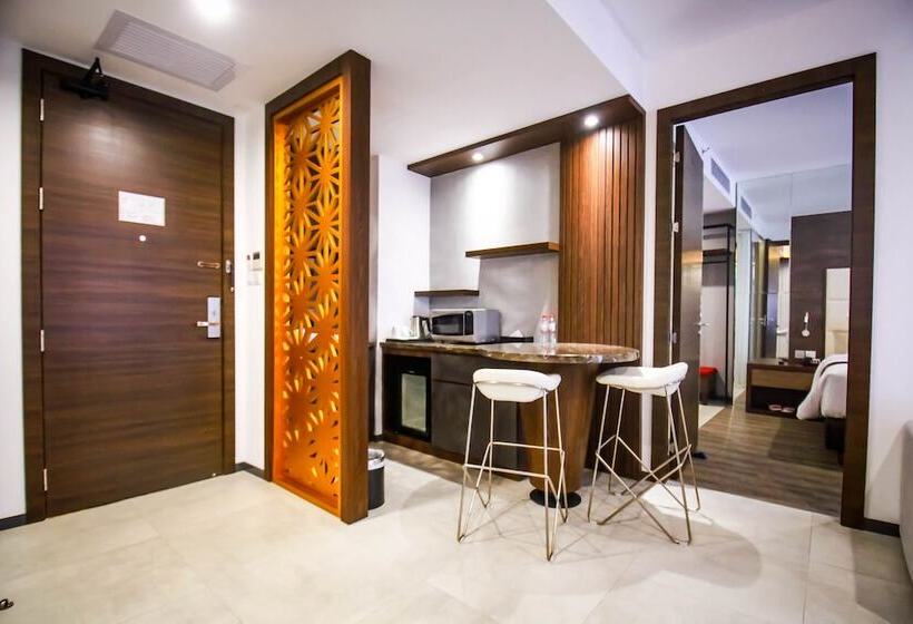 Полулюкс, Asialink Hotel Batam By Prasanthi