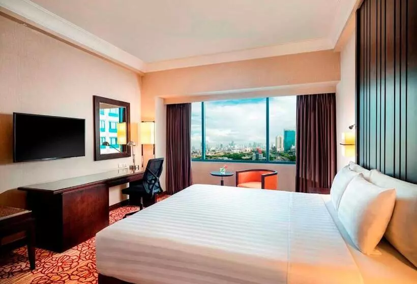 اتاق لوکس با تخت دو نفره بزرگ, Ciputra Jakarta Managed By Swiss Belhotel International