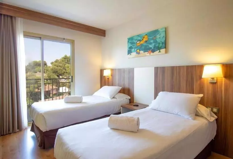 سوییت خانوادگی, Golden Avenida Family Suites 4