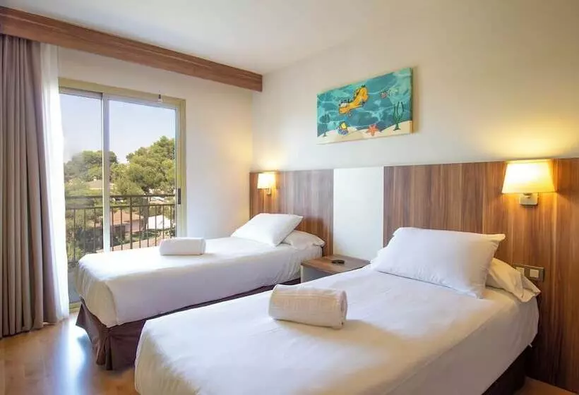 سوییت خانوادگی, Golden Avenida Family Suites 4