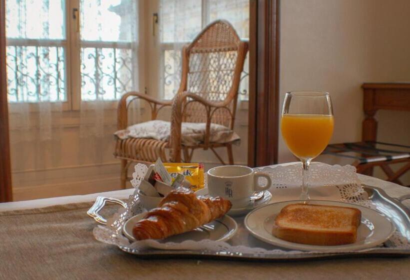 スタンダードルーム, Asturias