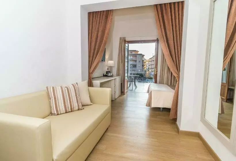 سوییت جونیور, Eix Alcudia Hotel Adults Only