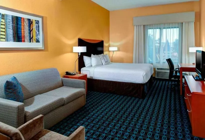 キングサイズベッドのスタンダードルーム, Fairfield Inn & Suites By Marriott Anniston Oxford