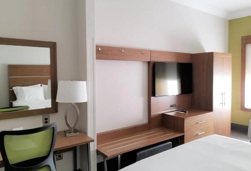 Номер Стандарт Кровать Кинг Адаптированный для Инвалидов, Holiday Inn Express Columbia Ne Fort Jackson