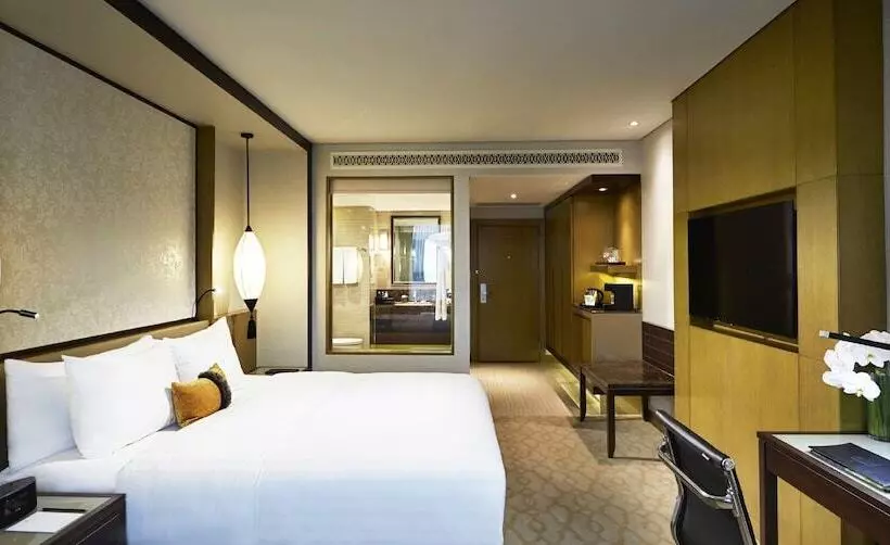プレミアムルーム, Melia Hanoi