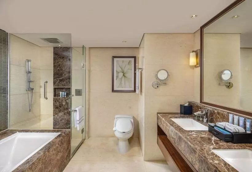スイート, Melia Hanoi