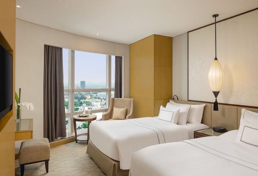 سوییت, Melia Hanoi