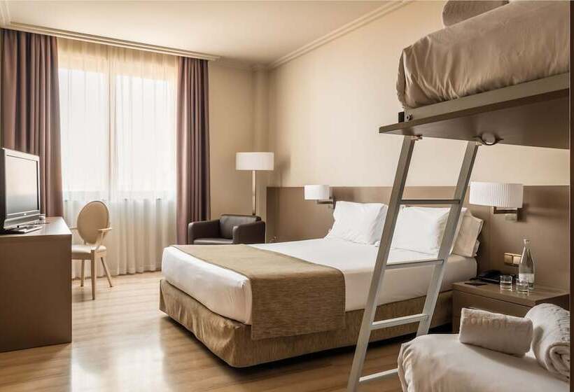 اتاق استاندارد چهار تخته, Sb Ciutat Tarragona