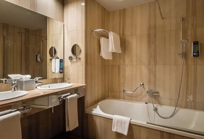 سوییت, Sb Ciutat Tarragona