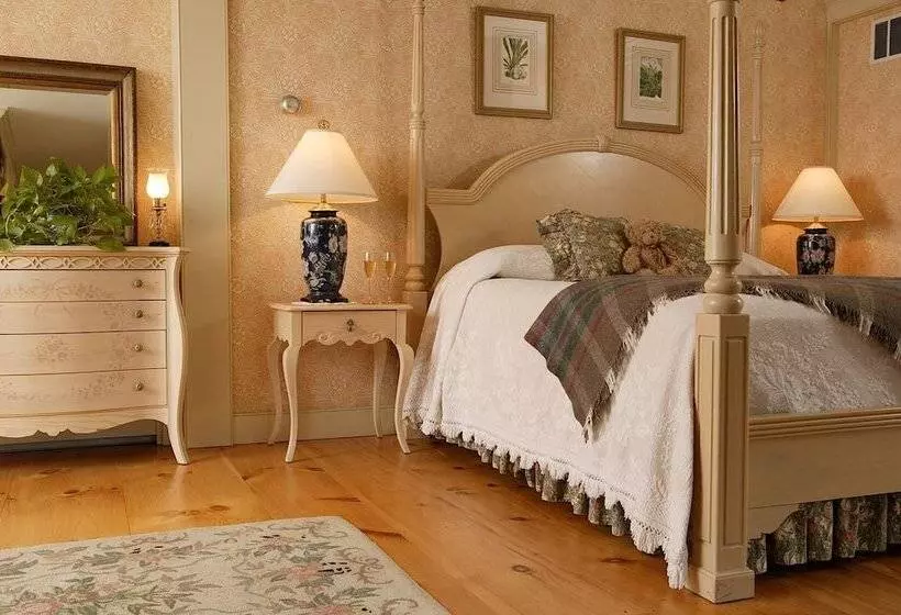 キングサイズベッドのスイートルーム, Windham Hill Inn