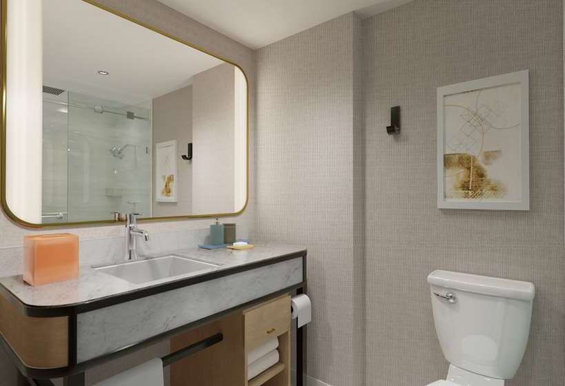 带观景的标准间, Hilton Orlando Buena Vista Palace   Disney Springs® Area