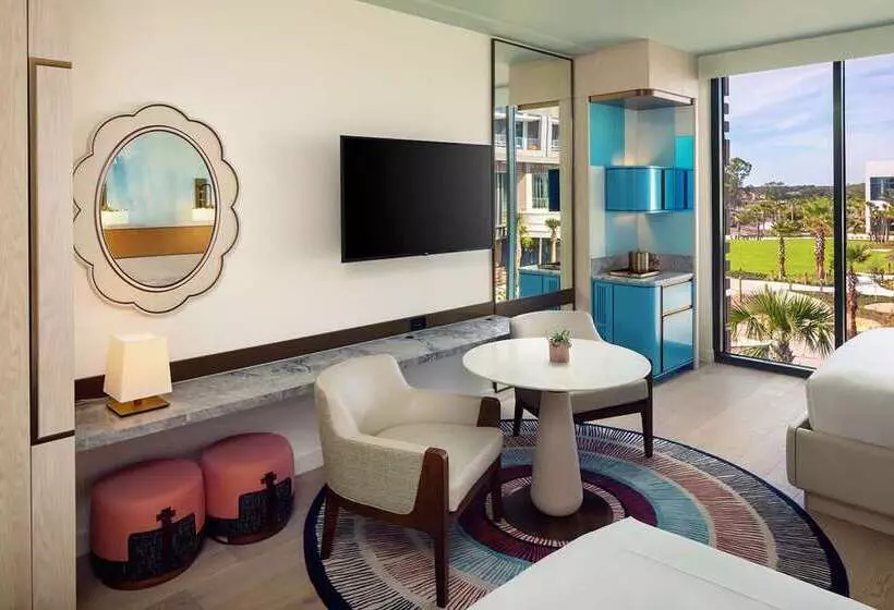 اتاق استاندارد با چشم‌انداز, Hilton Orlando Buena Vista Palace   Disney Springs® Area