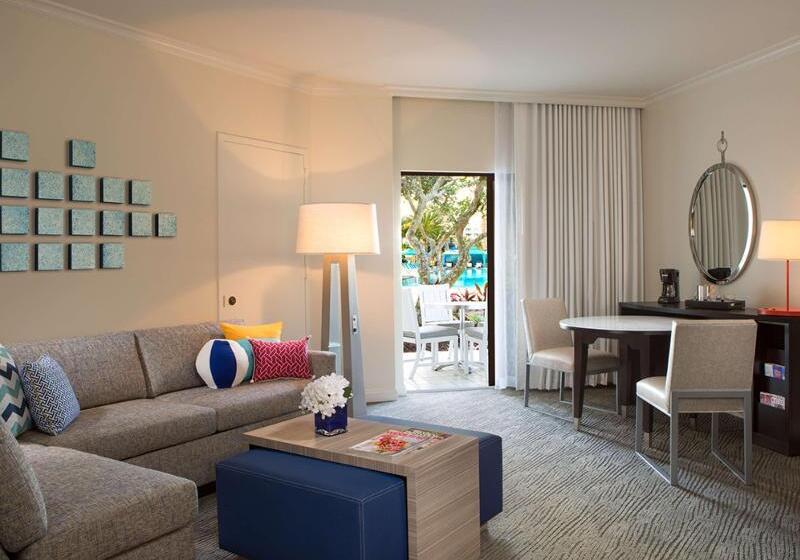 套房带泳池景, Hilton Orlando Buena Vista Palace   Disney Springs® Area