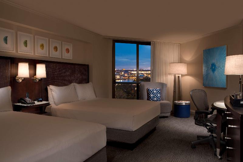 适合残疾人使用的标准间, Hilton Orlando Buena Vista Palace   Disney Springs® Area