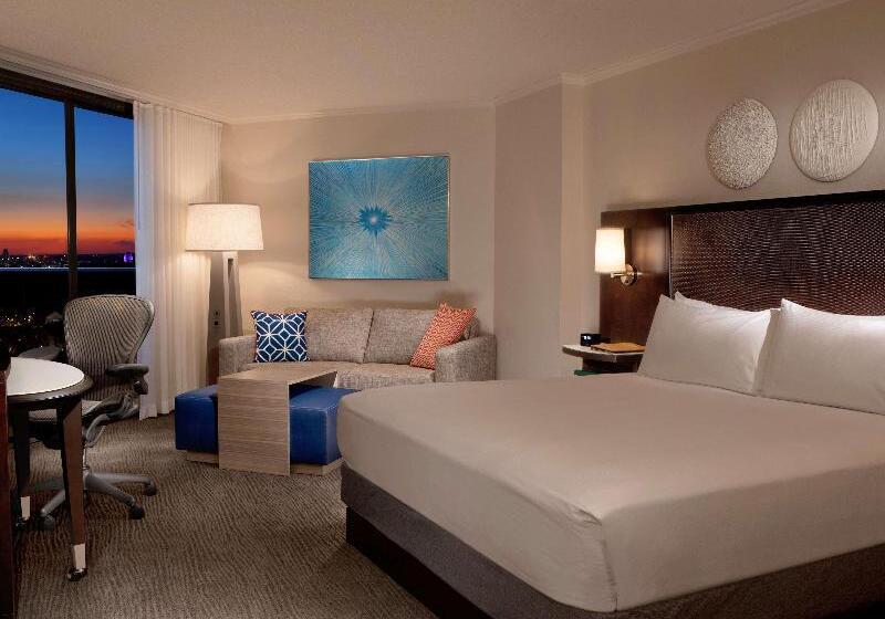 适合残疾人使用的标准间, Hilton Orlando Buena Vista Palace   Disney Springs® Area