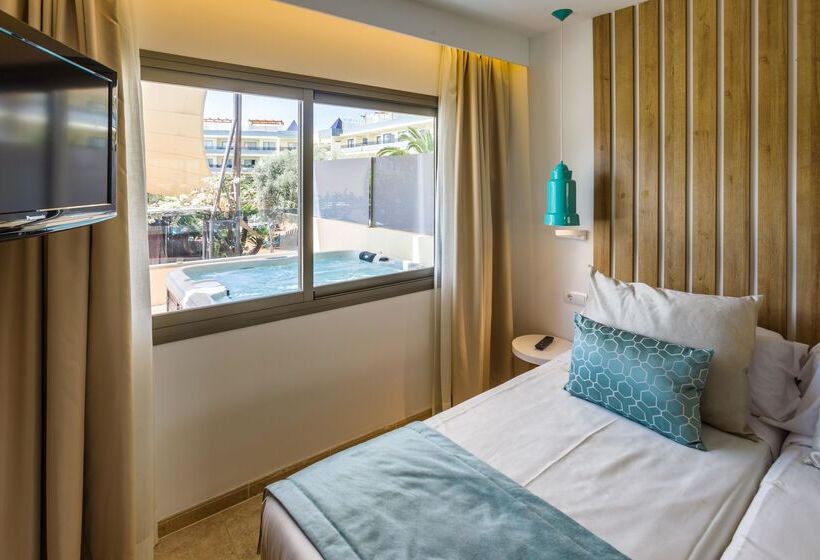 سوئیت رویال, Zafiro Palmanova