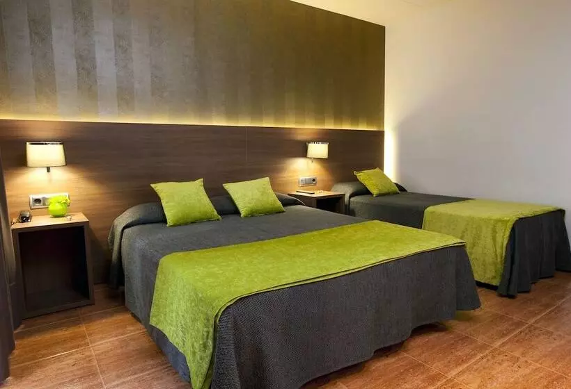 اتاق استاندارد سه نفره, Bed And Breakfast El Pekinaire