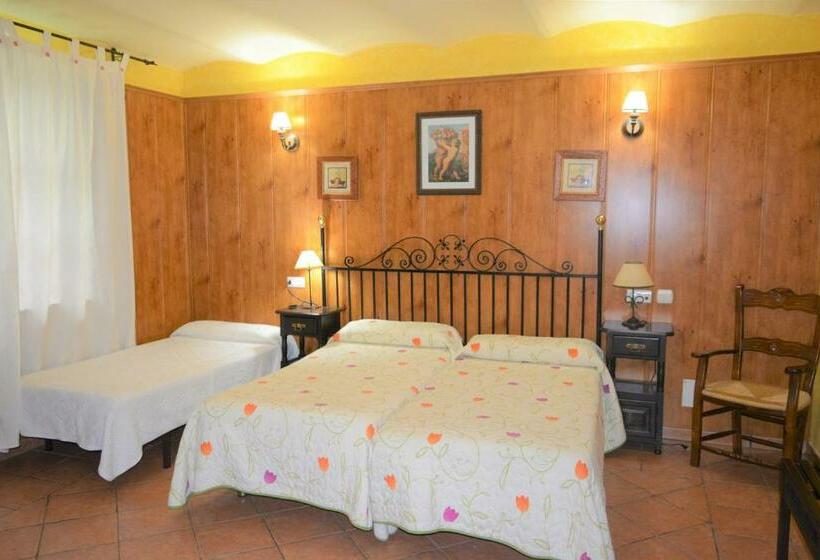 Номер Стандарт Трехместный, Hospedium Hotel Rural Soterraña