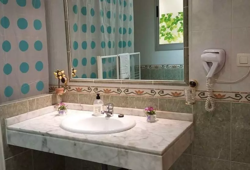 スタンダードルーム, Hostal Costa Azul