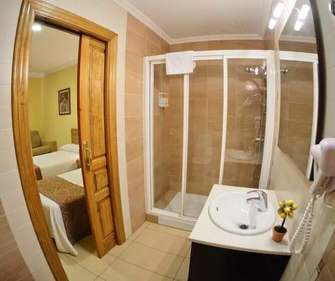 スタンダードルーム, Hostal Costa Azul