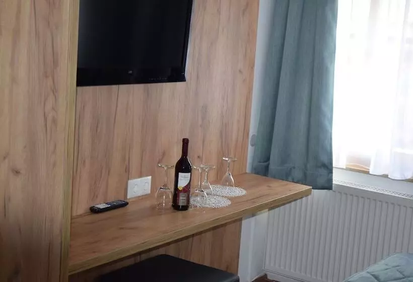 Standard Room, Am Siebersturm