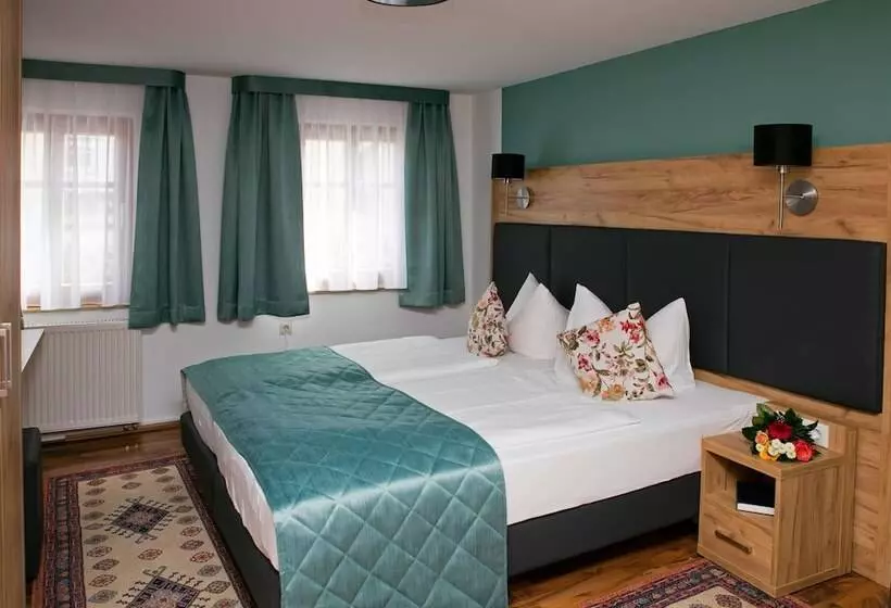 Standard Room, Am Siebersturm